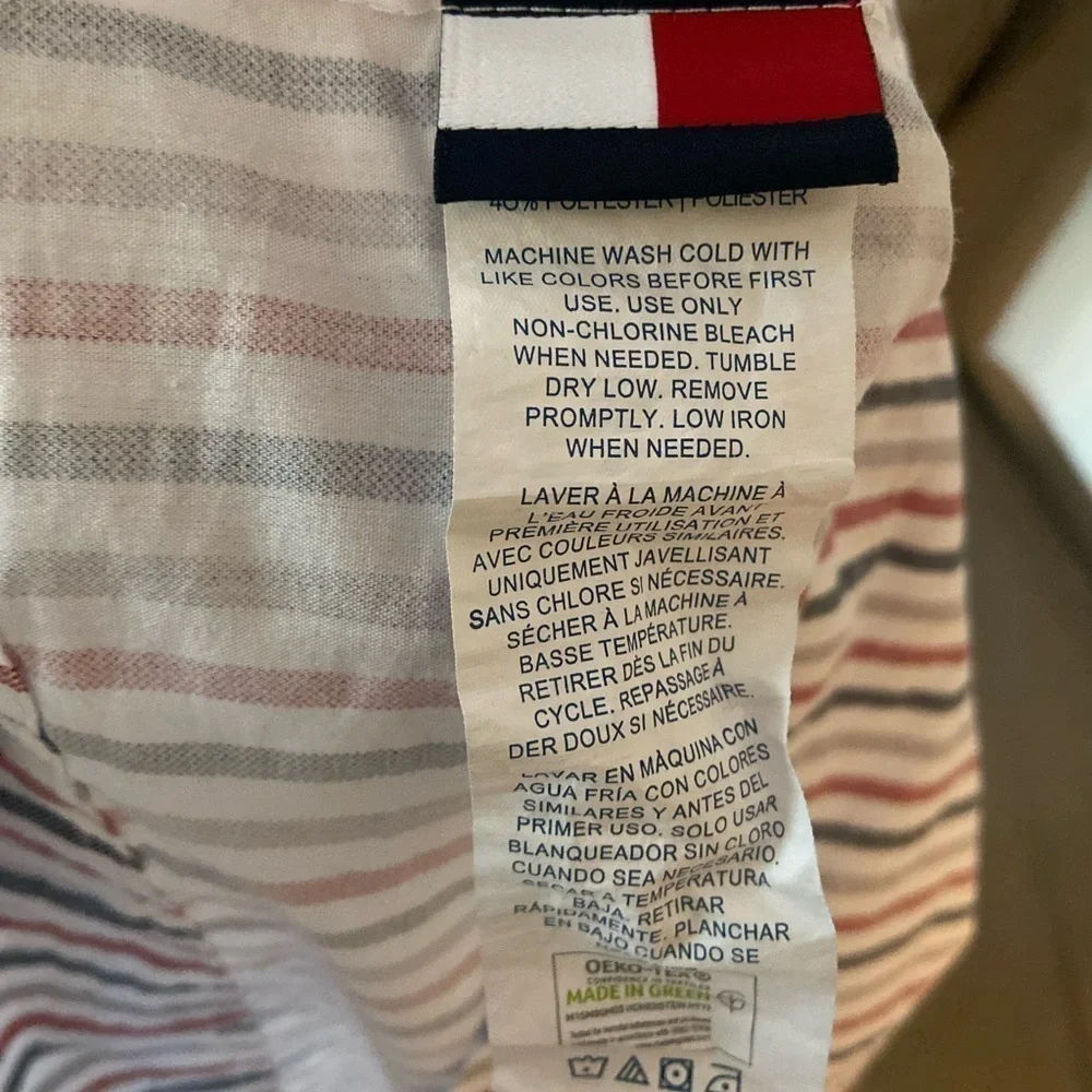 Tommy Hilfiger Set of 2 Standard Pillowcases Multicolored Stripes Cotton Blend